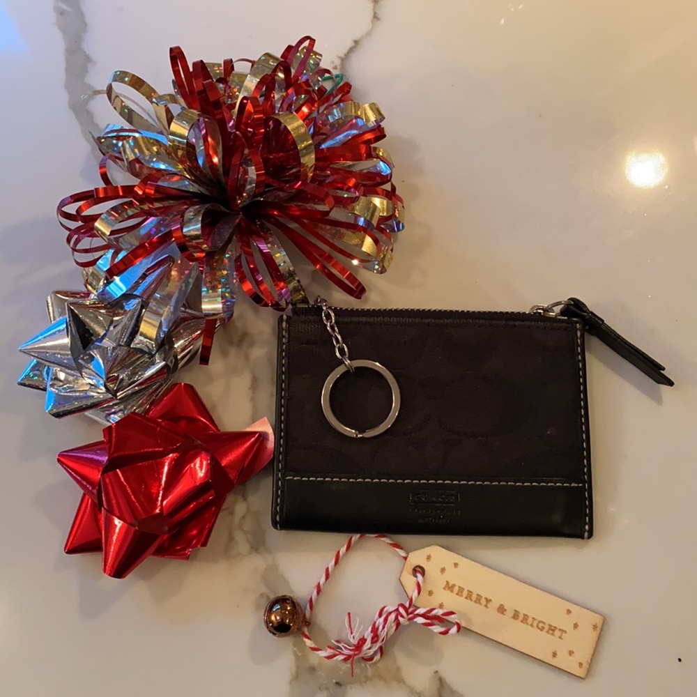 NWOT TAG LEATHER W 💯COACH LOGO FAB KEY WALLET
